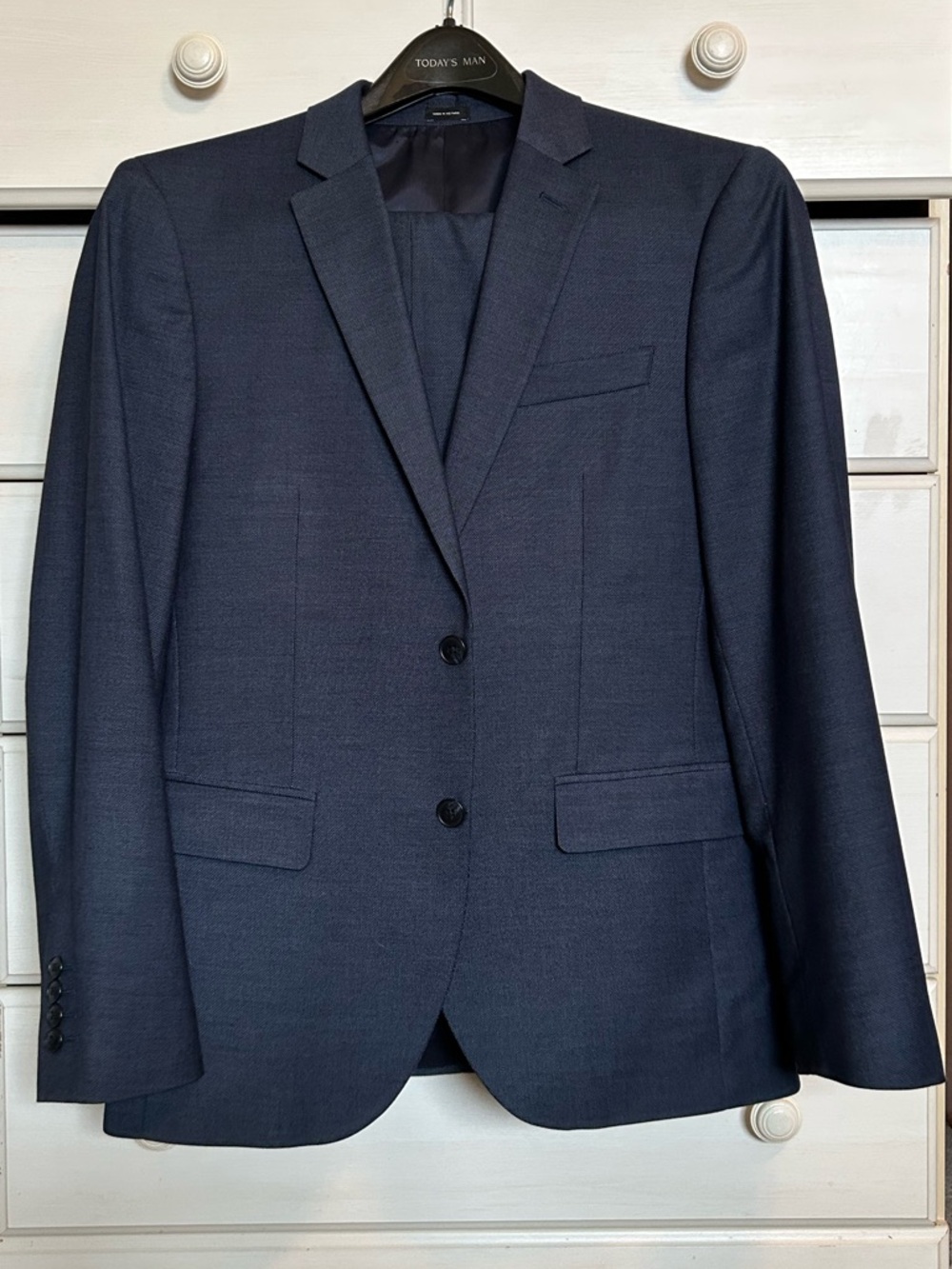 jf j.ferrar Men's Dark Navy Two-Button Suit